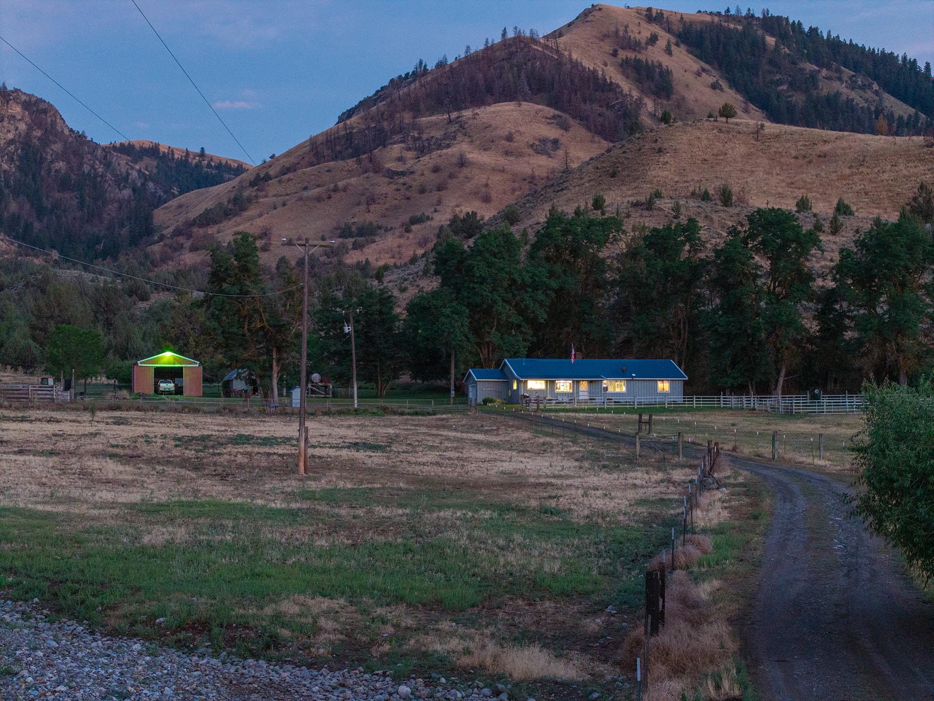 valley ranch home and barn hunting sporting property for sale oregon powell creek ranch