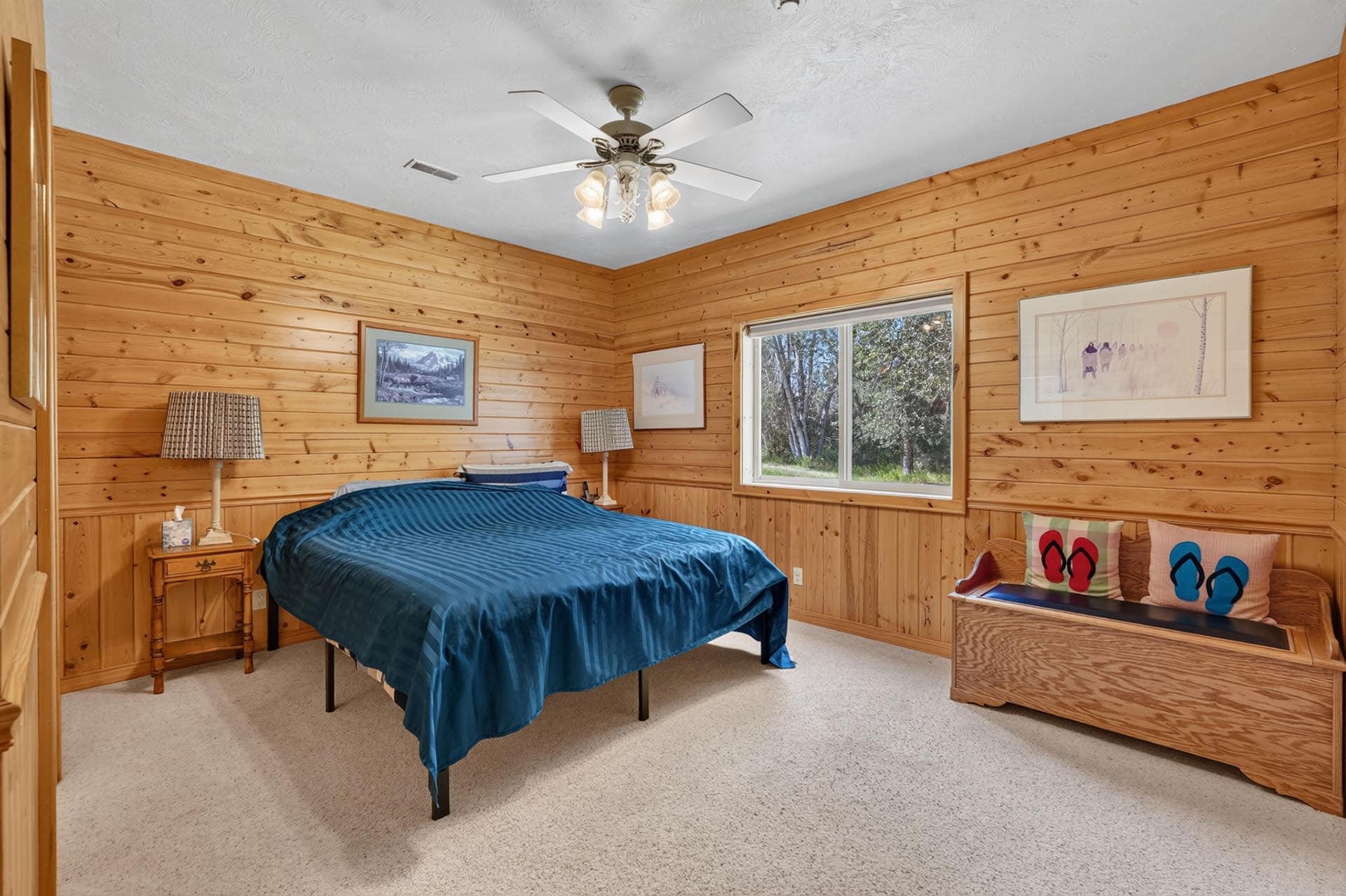 Large Bedroom Idaho Circle RG Ranch
