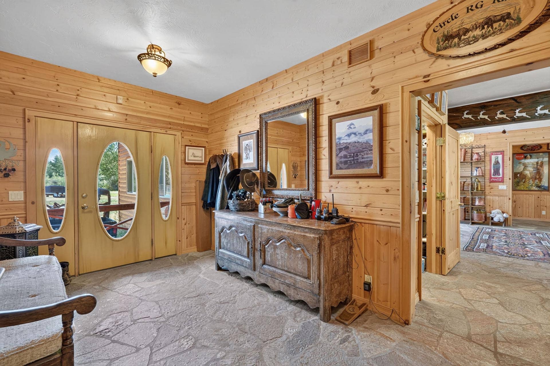Mudroom Idaho Circle RG Ranch