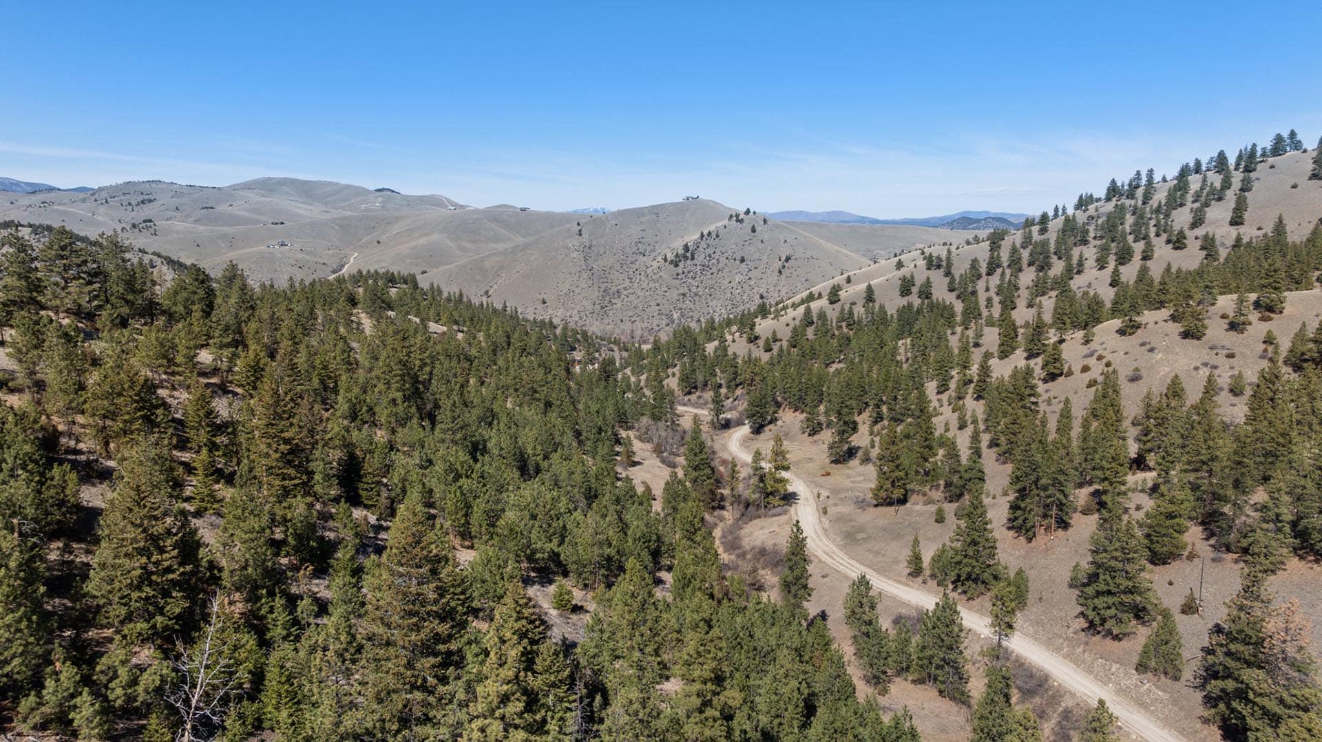 No HOA Montana Acreage Property Elk Ridge hunting retreat