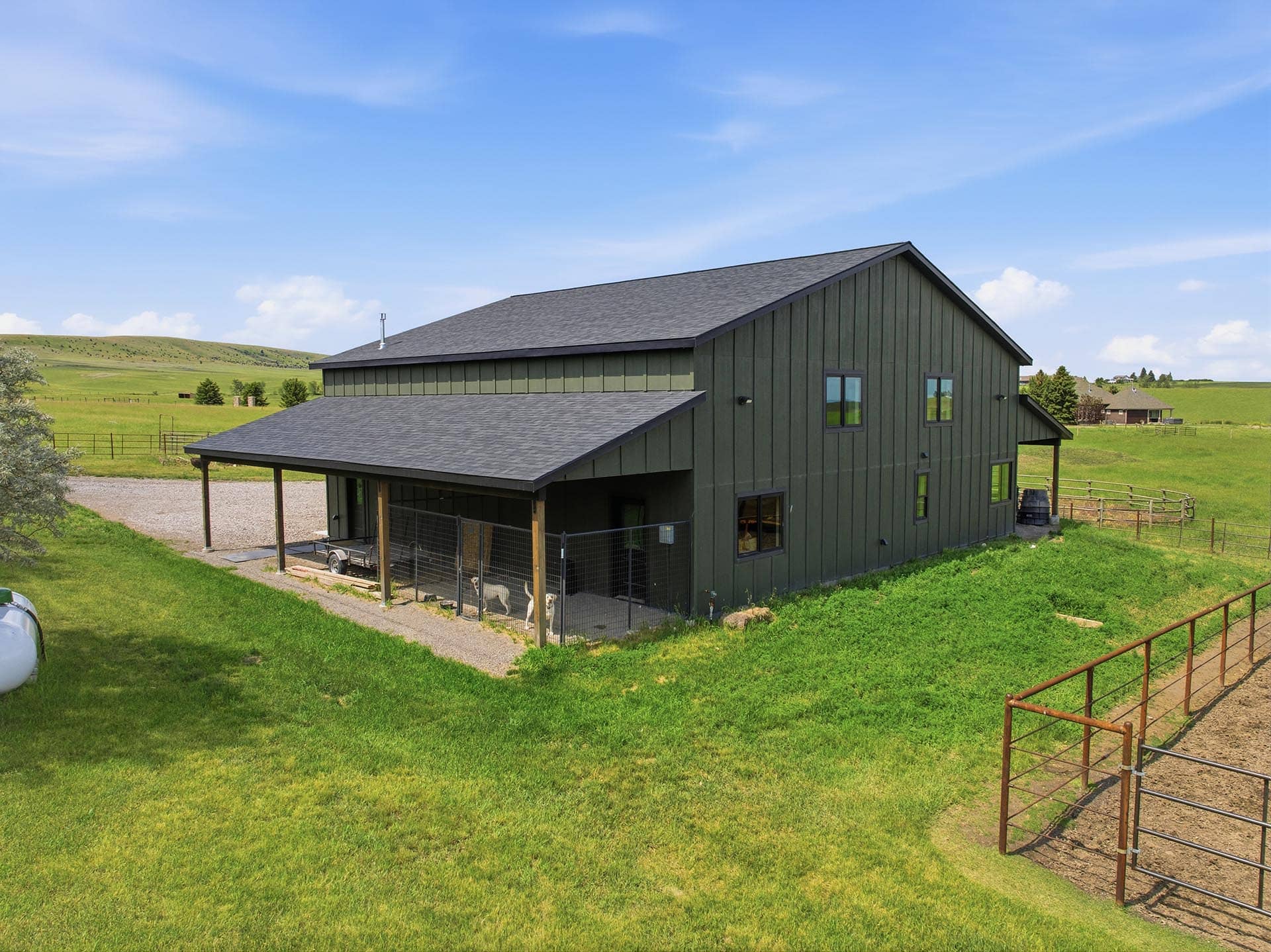 equestrian barn facility land montana trailcrest horse property