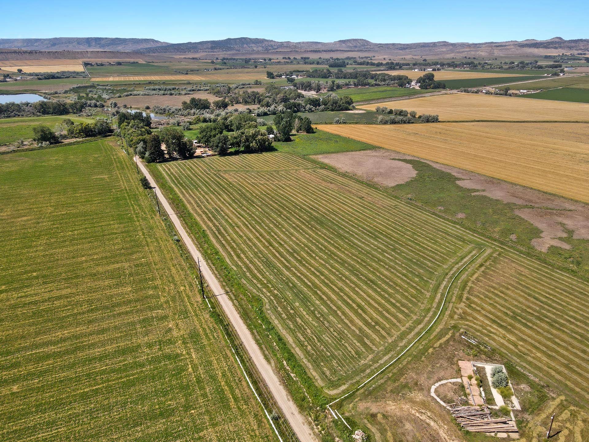 hay strips and pipe Montana Clarks Fork Waterfowl Camp