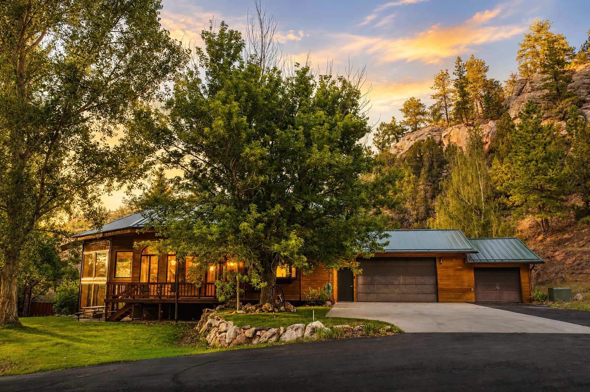 hunting wyoming canyon retreat