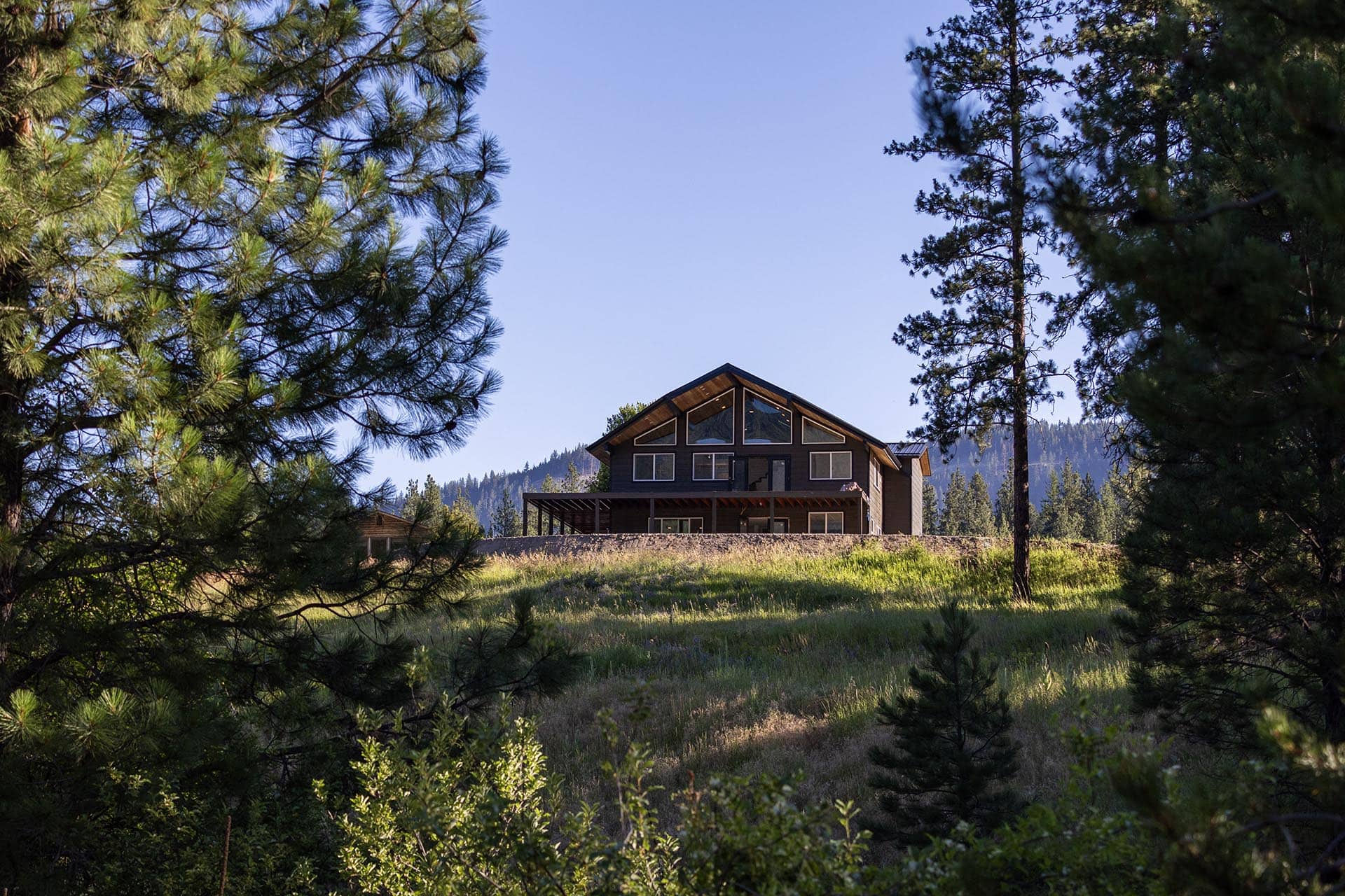 montana custom home montana clark fork timeless river retreat