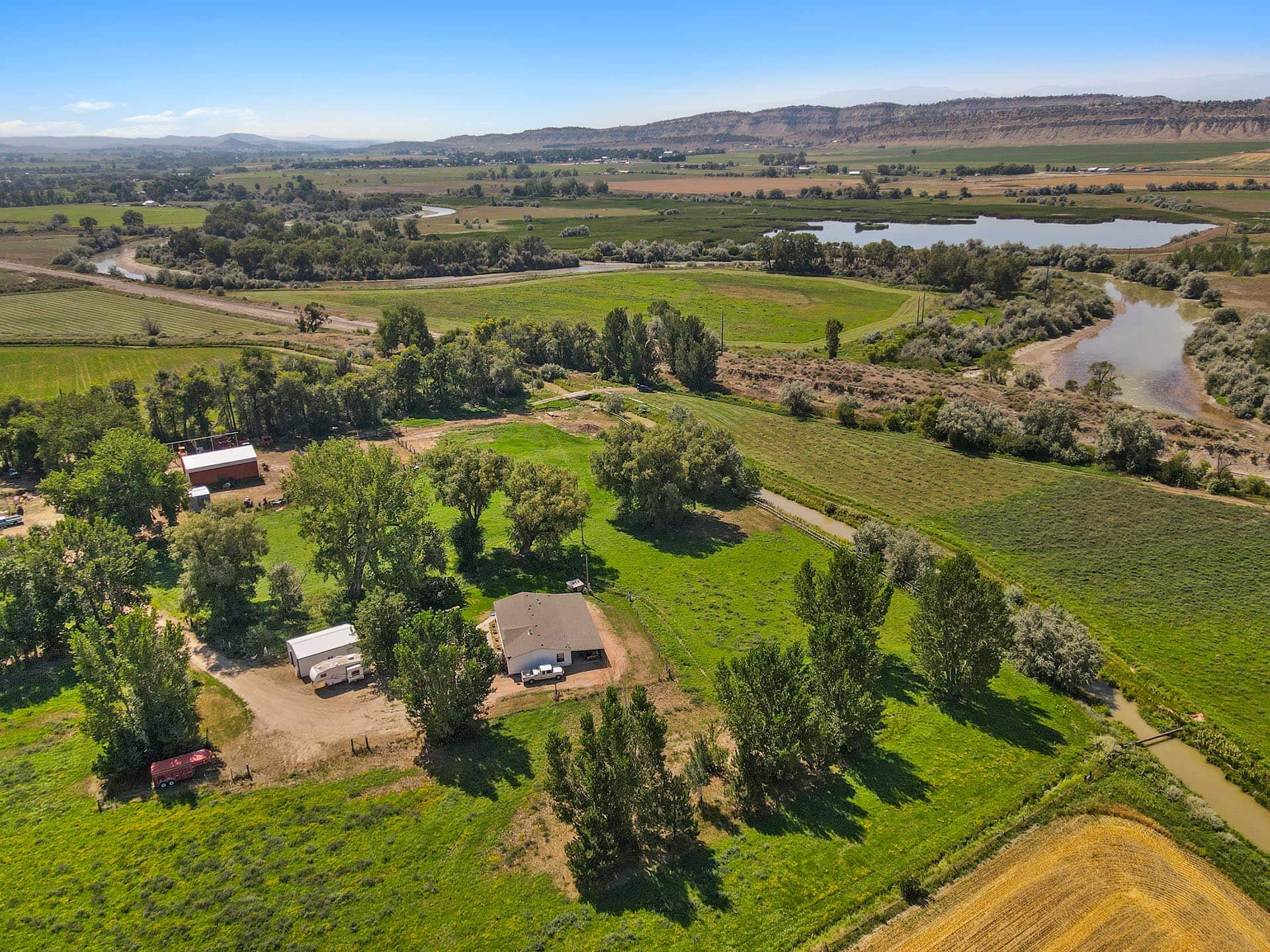 over the house river pond montana Clarks Fork Waterfowl camp