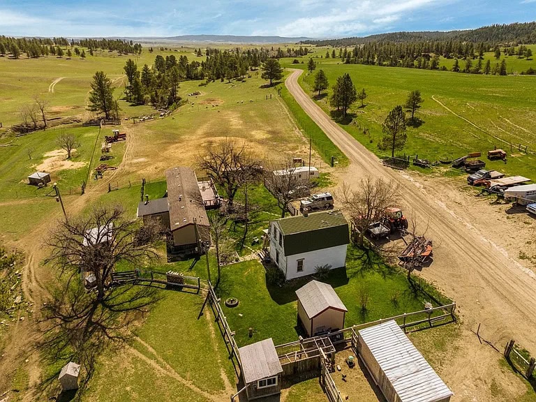ranch buildings and pastures property for sale mt montana greycliff hunting preserve