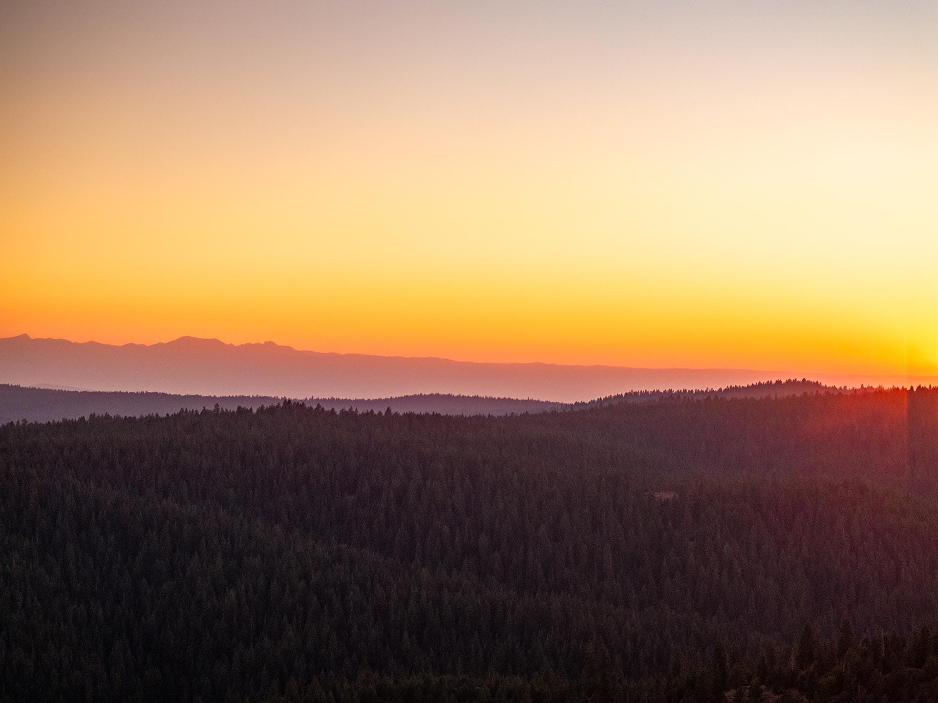 scenic mountain sunset view ranch oregon goose creek getaway