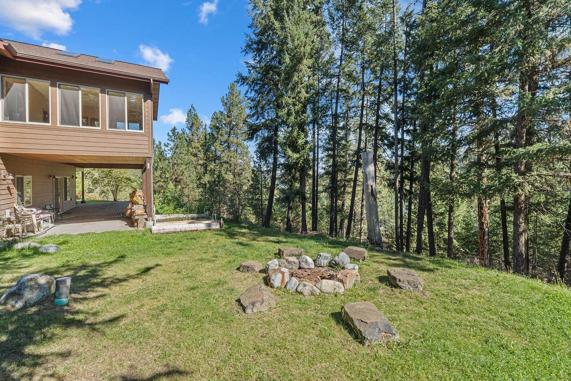 waterfront home with acreage and dock washington curlew lake house
