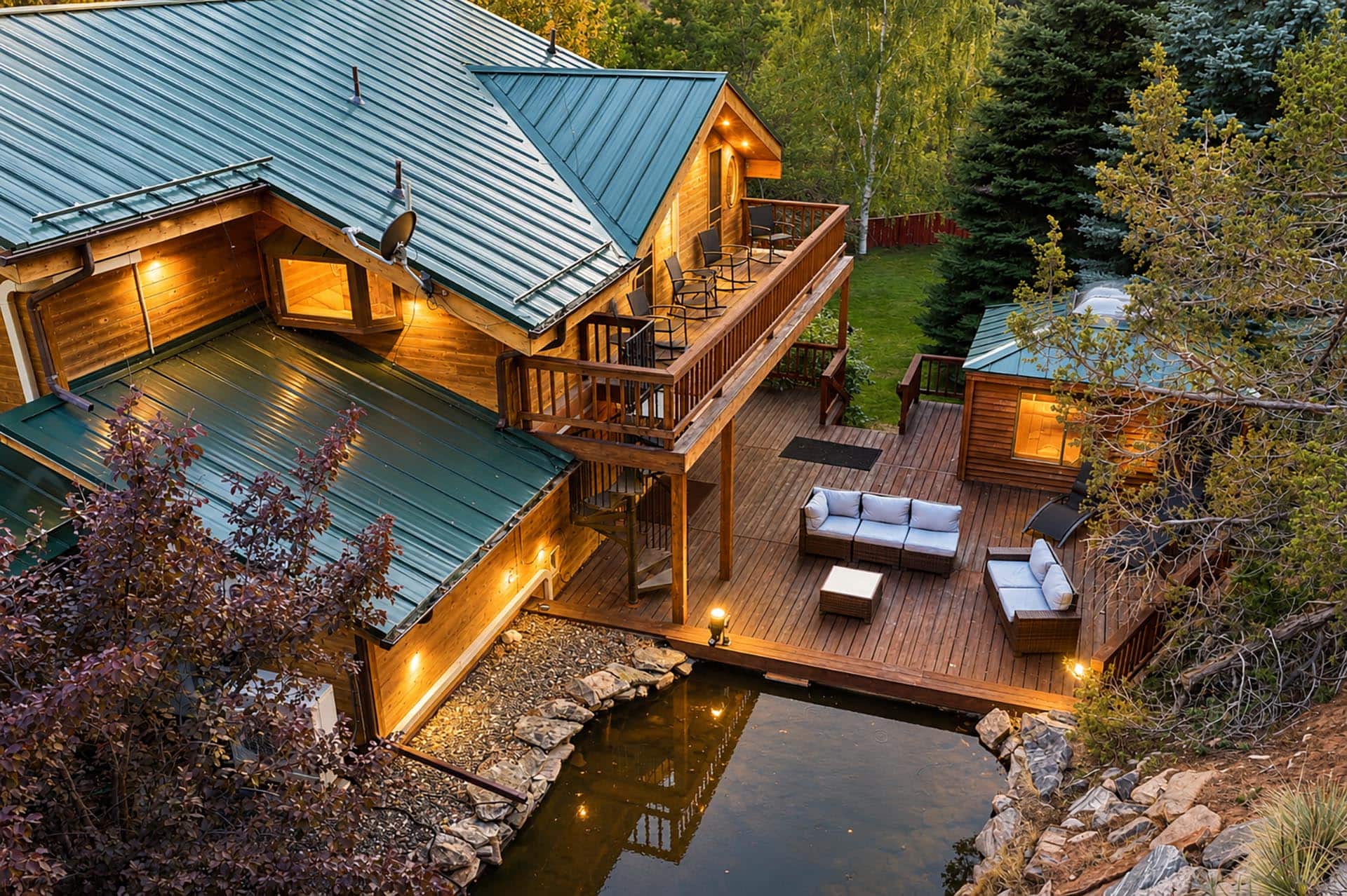 waterfront wyoming canyon retreat