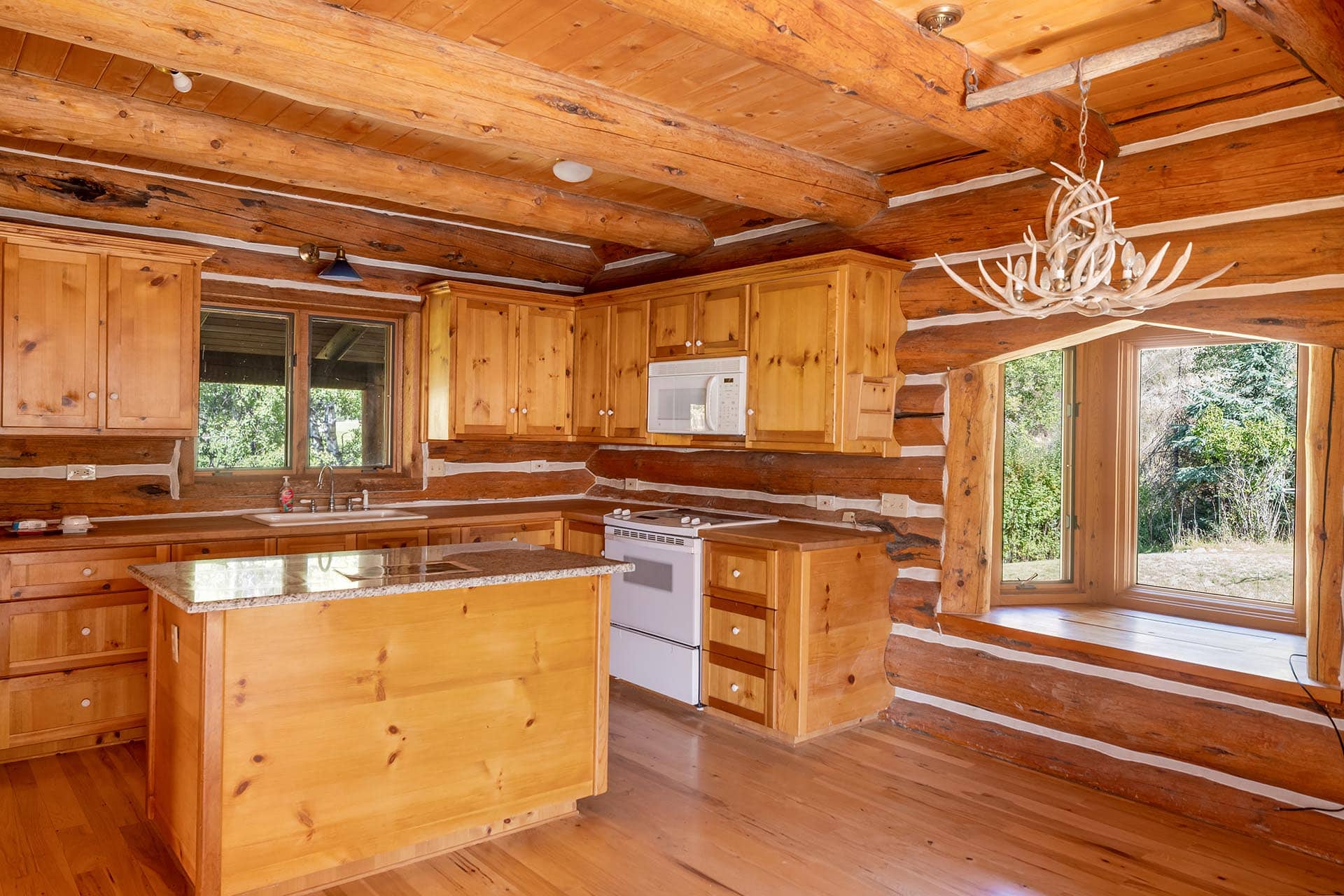 custom log cabin window seat idaho north fork meadows