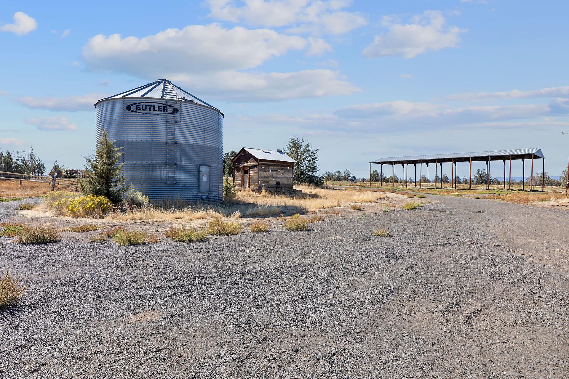 maupin oregon ranch with private pond mt hood horizon ranch