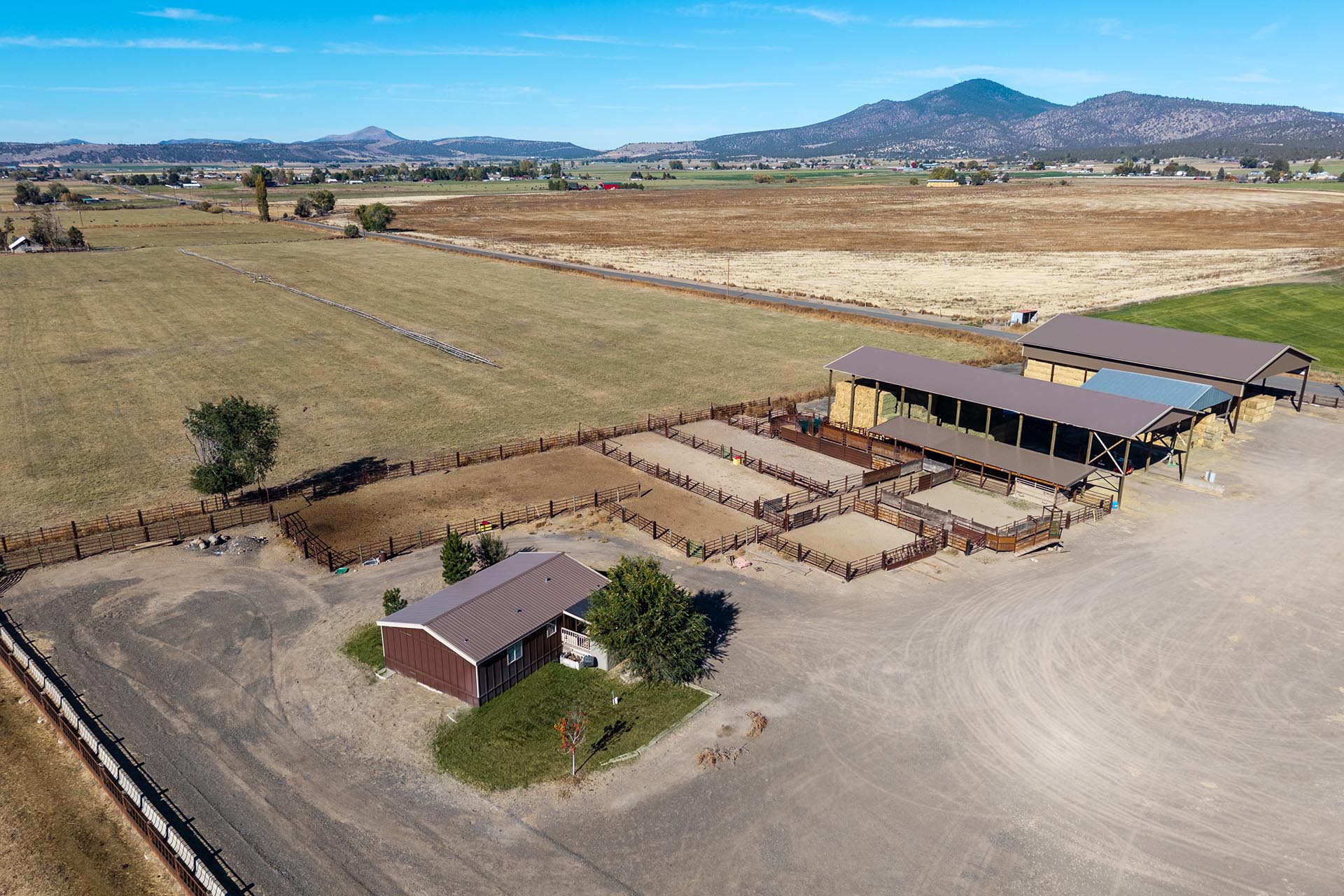 ranch with three homes for sale oregon north ochoco valley hay and cattle ranch