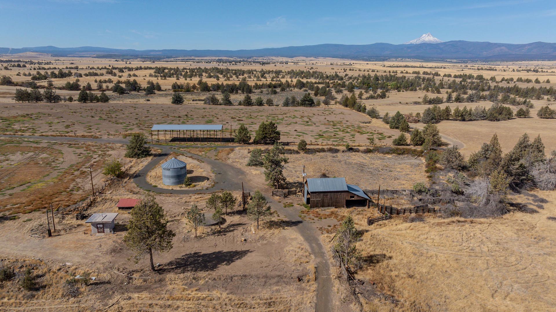recreational ranch for sale near maupin oregon mt hood horizon ranch