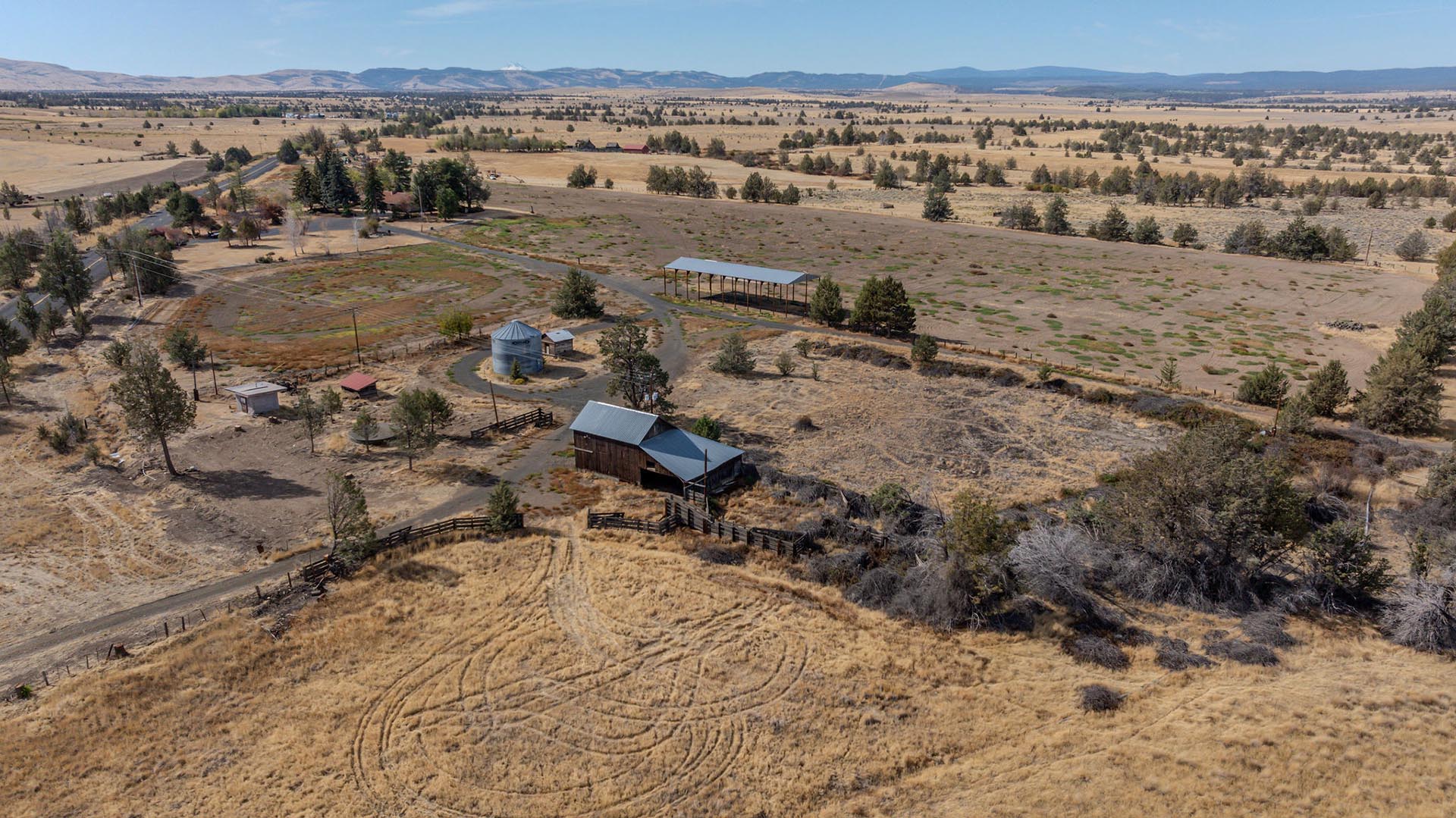 working ranch for sale near deschutes river oregon mt hood horizon ranch